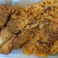 Rice and beans with stewed chicken