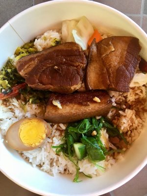 101 Taiwanese Cuisine by null