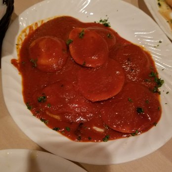 Dolce Vita - Cheese ravioli. Friend said it was bland and tasted like ot came from a frozen state vs homemade - Pizza Near Me - Camp Hill, Pennsylvania
