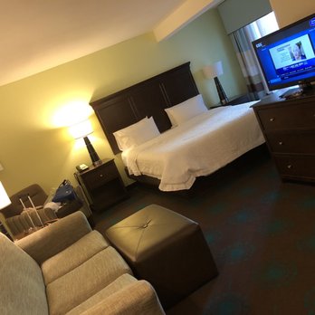 Hampton Inn & Suites Destin - Nice clean room and well sized. Very comfortable. We love the space. - Hotels Near Me - Destin, Florida Hampton Inn & Suites Destin - Nice clean room and well sized. Very comfortable. We love the space. - Hotels Near Me - Destin, Florida