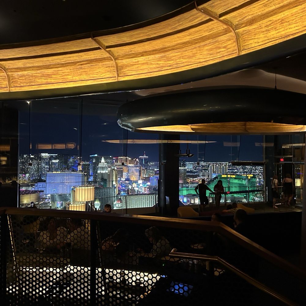Skyfall Panoramic Bar & Lounge - Inside - Cocktail Bars Near Me - Las Vegas, Nevada Skyfall Panoramic Bar & Lounge - Inside - Cocktail Bars Near Me - Las Vegas, Nevada