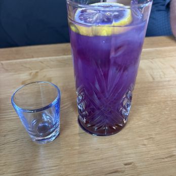 Tupelo Honey - Magic lemonade - New American Near Me - Lenexa, Kansas