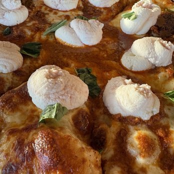 Mooney’s Pizza - Ragu pizza-14" thick crust - Pizza Near Me - Long Beach, California Mooney’s Pizza - Ragu pizza-14" thick crust - Pizza Near Me - Long Beach, California