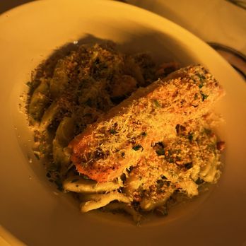 Manuscript - Pasta rústico with salmon - Cocktail Bars Near Me - Tacoma, Washington Manuscript - Pasta rústico with salmon - Cocktail Bars Near Me - Tacoma, Washington