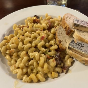 Shamrock Brewing - Green chili mac - Irish Near Me - Pueblo, Colorado Shamrock Brewing - Green chili mac - Irish Near Me - Pueblo, Colorado