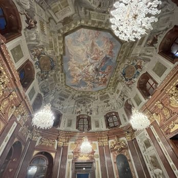 Belvedere - Ceiling on the first floor - Castles Near Me - Vienna, 9