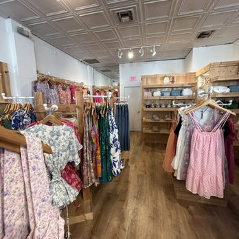 The Impeccable Pig - Women's Clothing Near Me - Winter Park, Florida The Impeccable Pig - Women's Clothing Near Me - Winter Park, Florida