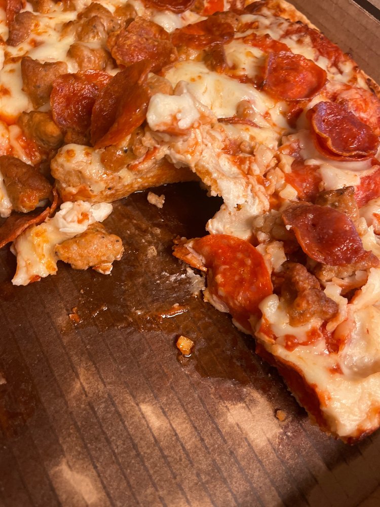 PIZZA HUT Updated October 2024 429 N 2nd St, Booneville