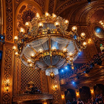 Paramount Theatre - The chandelier - Performing Arts Near Me - Seattle, Washington Paramount Theatre - The chandelier - Performing Arts Near Me - Seattle, Washington