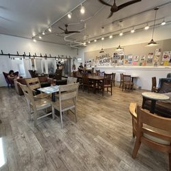 Mabel - Seating area