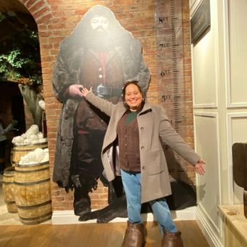 Harry Potter Shop - Books, Mags, Music & Video Near Me - New York, New York