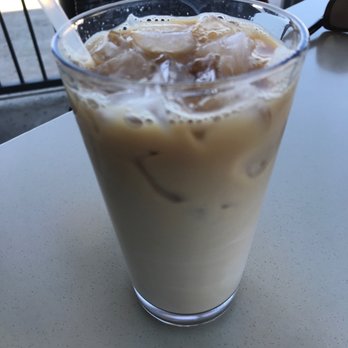 Tryst Cafe - Iced vanilla latte - Breakfast & Brunch Near Me - Chandler, Arizona