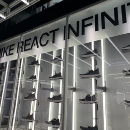 fifth avenue nike store