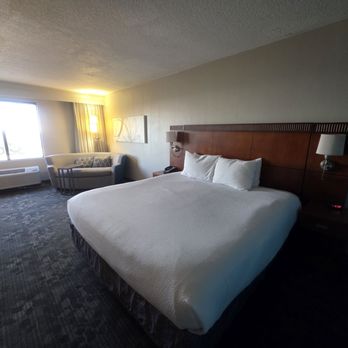 Courtyard By Marriott Gulfport Beachfront - Hotels Near Me - Gulfport, Mississippi Courtyard By Marriott Gulfport Beachfront - Hotels Near Me - Gulfport, Mississippi
