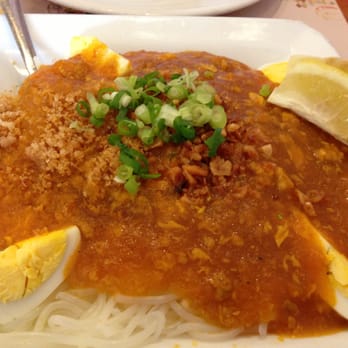 Max's Restaurant - Dillingham - Palabok - Filipino Near Me - Honolulu, Hawaii Max's Restaurant - Dillingham - Palabok - Filipino Near Me - Honolulu, Hawaii