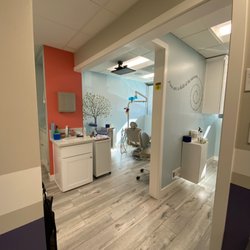 Eddie Chang, DDS