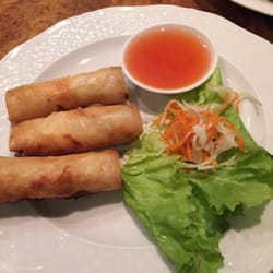 Le Petit Fric - Lumpia was good!
