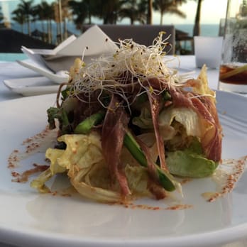 Gran Meliá Palacio de Isora - Salad with warm mussels - Hotels Near Me - Alcalá, TF