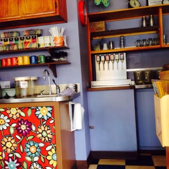 The Breadboard Restaurant - Breakfast & Brunch Near Me - Ashland, Oregon