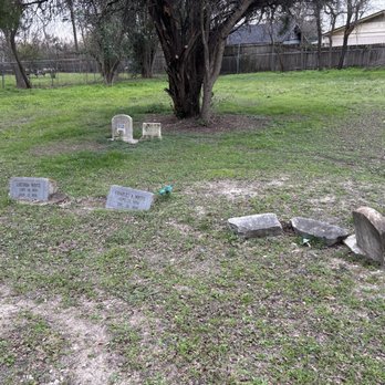 St Pauls Baptist Cemetery - Funeral Services & Cemeteries Near Me - Austin, Texas St Pauls Baptist Cemetery - Funeral Services & Cemeteries Near Me - Austin, Texas