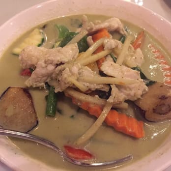 BKK Thai Kitchen - Green curry with chicken - Thai Near Me - Carlsbad, California