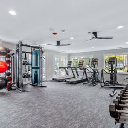 Windbrooke Crossing Apartments - Windbrooke Crossing Renovated Fitness center