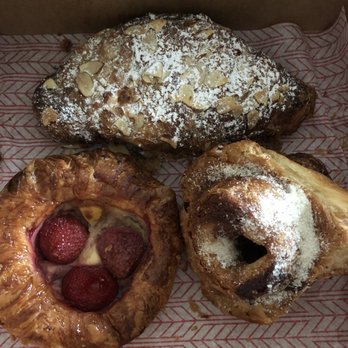 Black Dog Coffeehouse - Coffee & Tea Near Me - Lenexa, Kansas Black Dog Coffeehouse - Coffee & Tea Near Me - Lenexa, Kansas