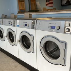 Harbor Island Laundromat