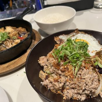 Ba Sa - Sizzling Egg Plant and Tofu and Pork Fried Noodle - Vietnamese Near Me - Bainbridge Island, Washington Ba Sa - Sizzling Egg Plant and Tofu and Pork Fried Noodle - Vietnamese Near Me - Bainbridge Island, Washington