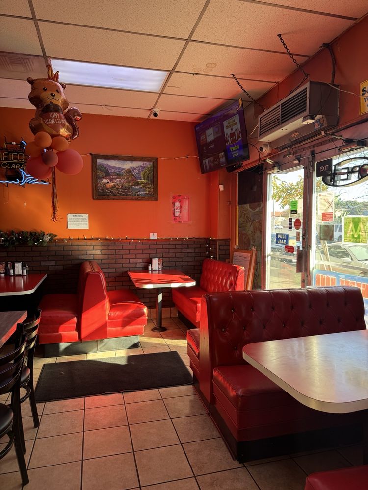 Jesse's Camarones Restaurant