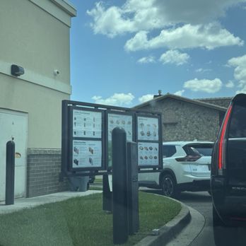 Starbucks - Waiting.... - Coffee & Tea Near Me - D'Iberville, Mississippi