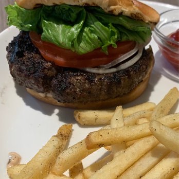 Basalt - Basalt Burger. - New American Near Me - Honolulu, Hawaii