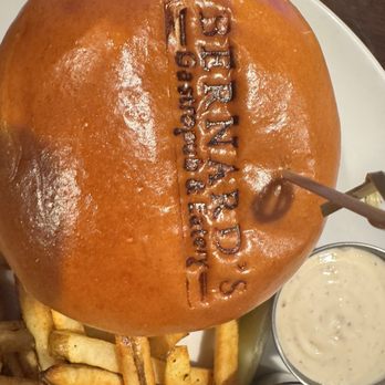 Bernard's - Crab Cake Sandwich - New American Near Me - Roanoke, Virginia