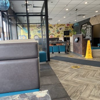 Johnny Custard - Spacious - Desserts Near Me - Toronto, Ontario