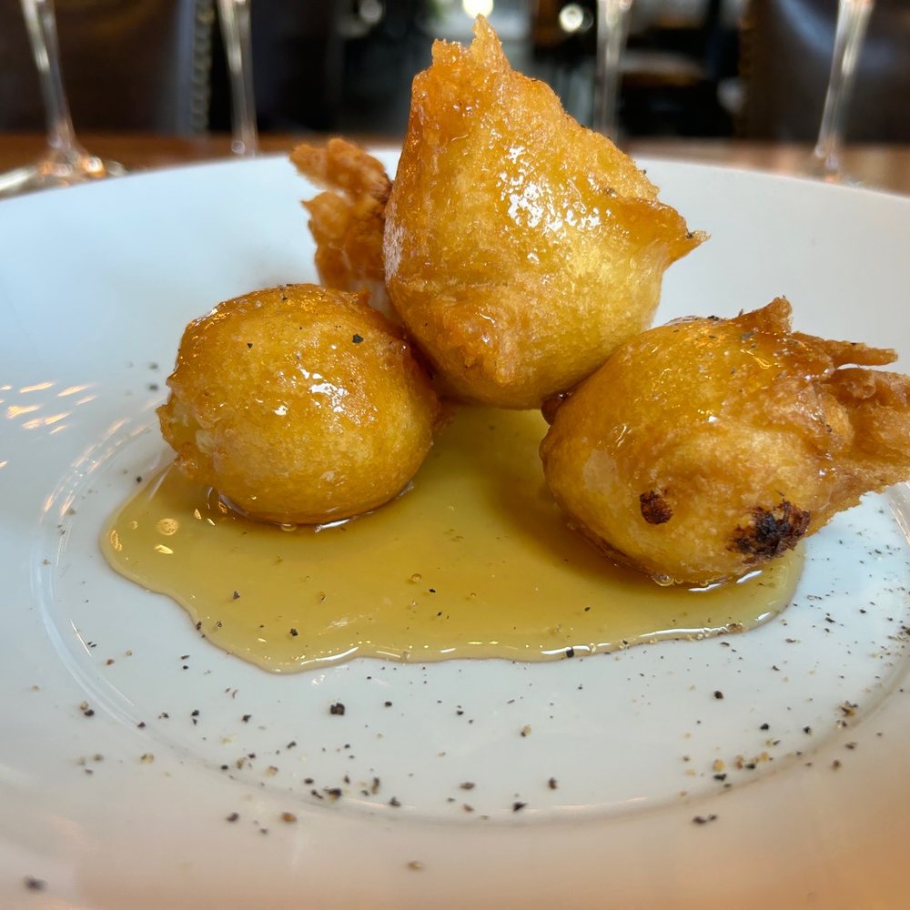Cru - Wine Bars Near Me - Atlanta, Georgia