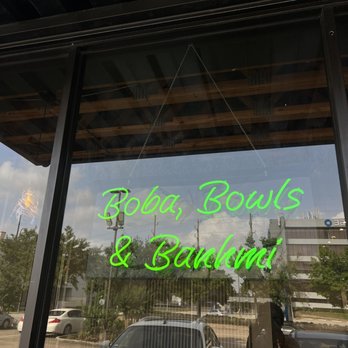 Lien's Viet Kitchen - Front of store - Vietnamese Near Me - Houston, Texas Lien's Viet Kitchen - Front of store - Vietnamese Near Me - Houston, Texas