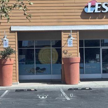 Leslie's Pool Supplies - Hot Tub & Pool Near Me - Menifee, California Leslie's Pool Supplies - Hot Tub & Pool Near Me - Menifee, California