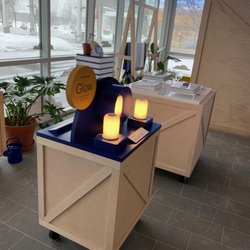 Casper - Oakbrook Center - Glow is here!