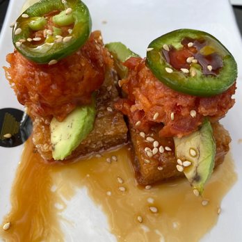 Silverlake Ramen - Crispy Rice w/ Spicy Tuna - Ramen Near Me - Charlotte, North Carolina Silverlake Ramen - Crispy Rice w/ Spicy Tuna - Ramen Near Me - Charlotte, North Carolina