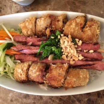 Le Petit Saigon - Vietnamese Near Me - Vancouver, British Columbia