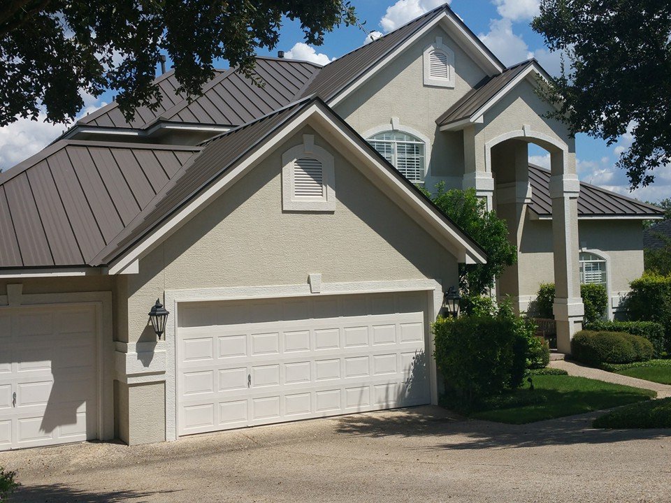 Slide of Strata Roofing and Construction
