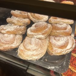 Ca'n Joan De S'Aigo - Local baked good made with love