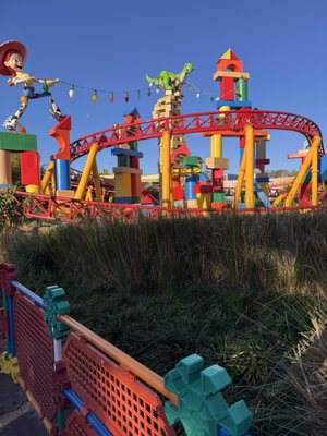 Slinky Dog Dash by null