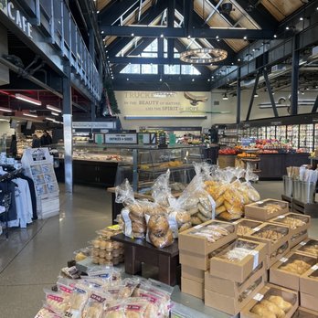 Raley's O-N-E Market - Inside the store right when you walk in - Grocery Near Me - Truckee, California