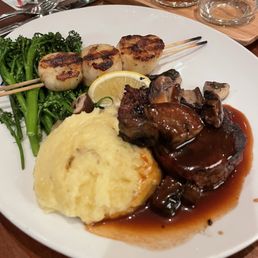 Wood - Grilled Filet Mignon Wood - Grilled Filet Mignon