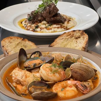 HoMA Cafe - Valentine's Day Entrees: Cioppino or Braised Short Rib-Shemiji Mushroom Riosotto - Sandwiches Near Me - Honolulu, Hawaii HoMA Cafe - Valentine's Day Entrees: Cioppino or Braised Short Rib-Shemiji Mushroom Riosotto - Sandwiches Near Me - Honolulu, Hawaii