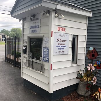 Lawrence Motel - Office again - Hotels Near Me - Schenectady, New York Lawrence Motel - Office again - Hotels Near Me - Schenectady, New York