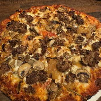 The Crust Pizza - Meatball, caramelized onions, mushrooms - Pizza Near Me - Charlotte, North Carolina The Crust Pizza - Meatball, caramelized onions, mushrooms - Pizza Near Me - Charlotte, North Carolina