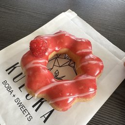 Raspberry Mochi Donut