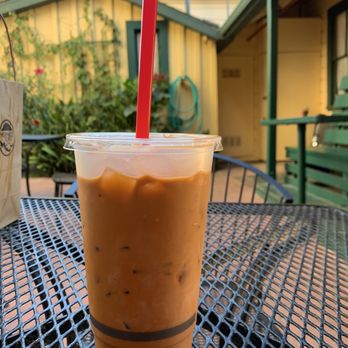 Luna Coffee Bar - Coffee & Tea Near Me - Cayucos, California Luna Coffee Bar - Coffee & Tea Near Me - Cayucos, California